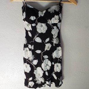 Forever 21 Strapless Floral Dress